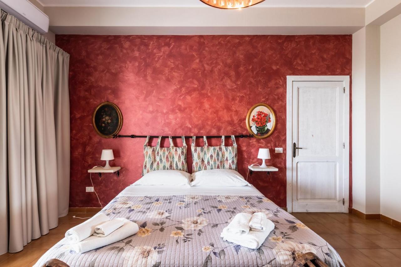Dream House Appartement Noto Buitenkant foto